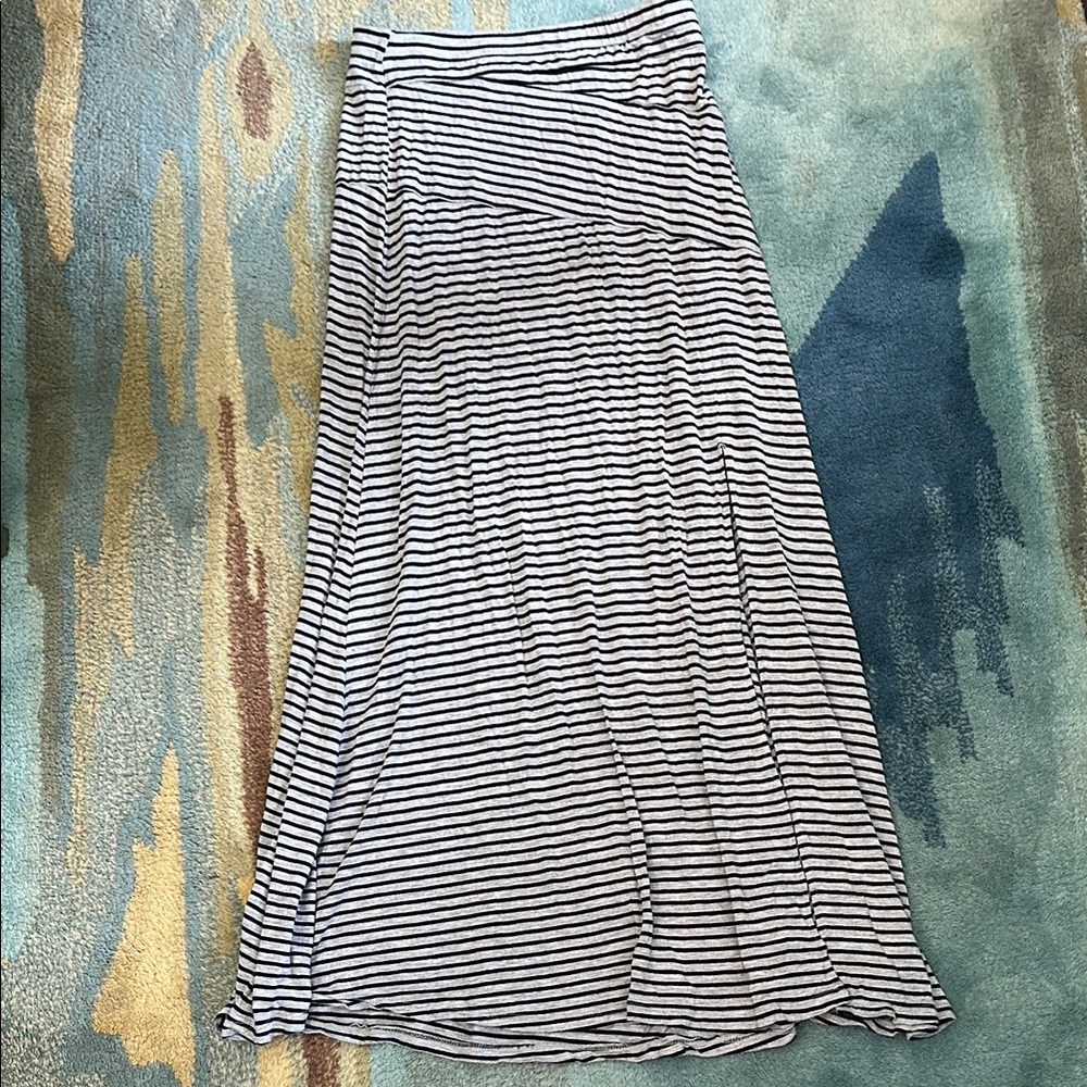 Mystree Black and Gray A-Line Maxi Skirt